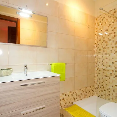 Almudena Suites Apartamento *